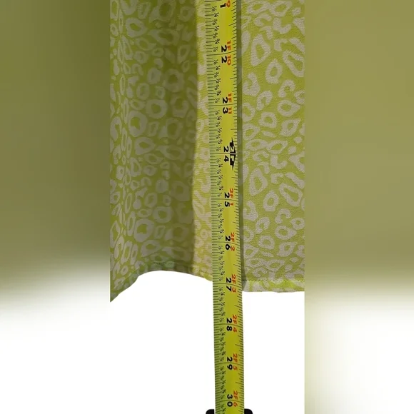 Banana Republic - Animal Print Sheer Deep V-Neck Ruffled Sleeves Long Sleeve Top - Picture 6 of 8